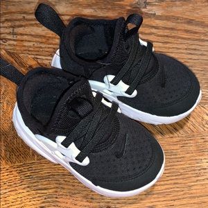 Toddler Nike Prestos